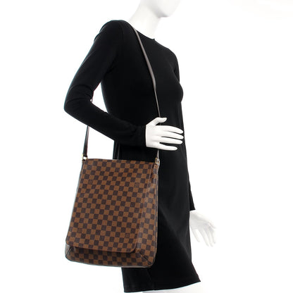 Louis Vuitton Damier Ebene Musette GM 2 of 7