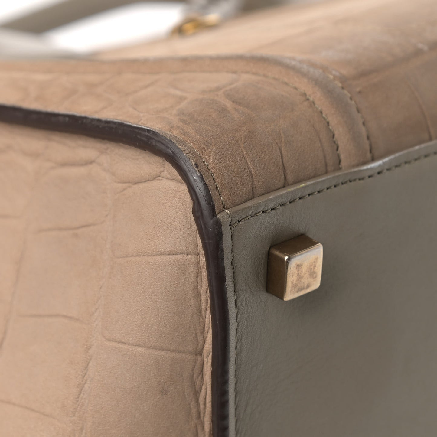 Crocodile Embossed Nubuck Medium Phantom Luggage Beige