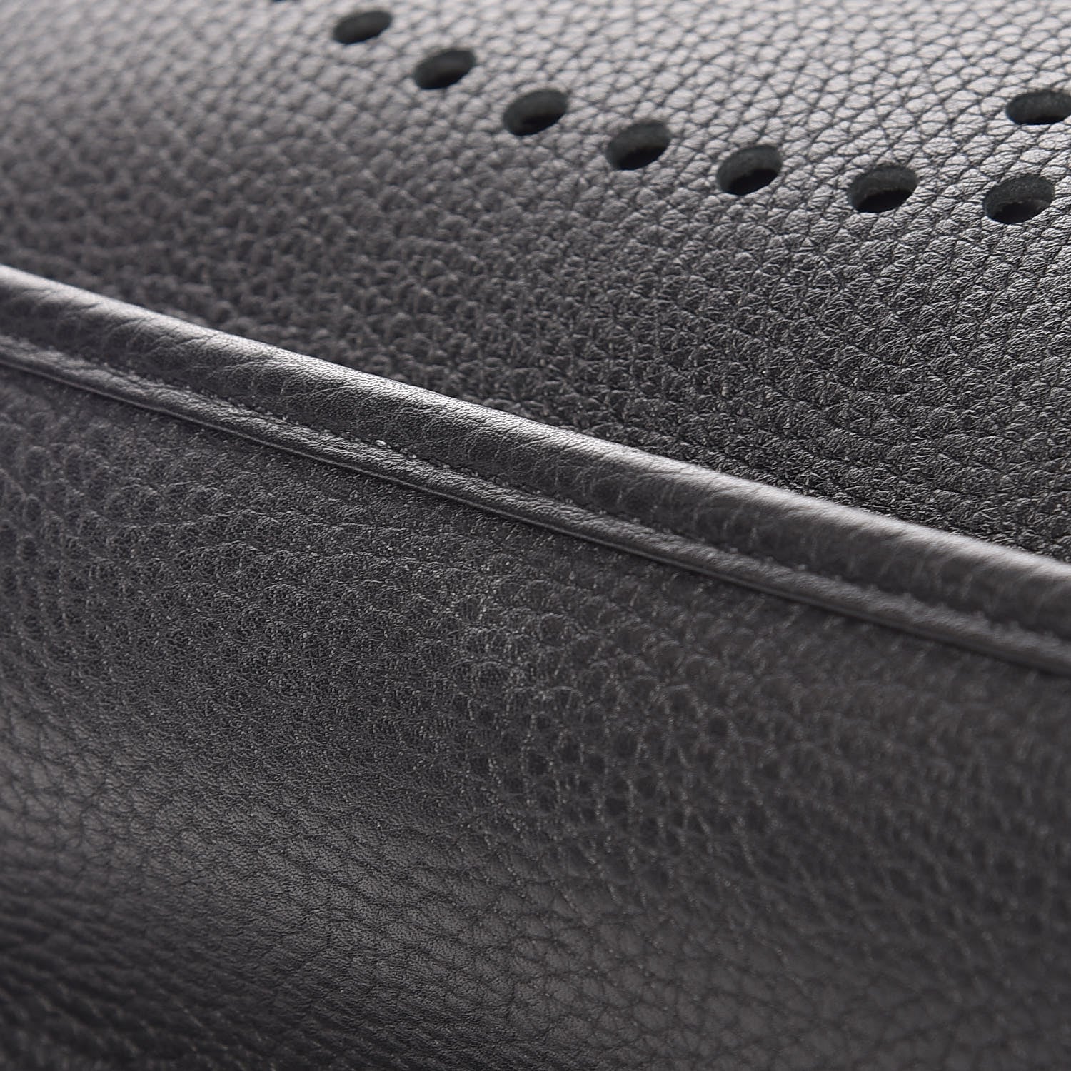 Hermes Taurillon Clemence Evelyne III GM Black 10 of 11