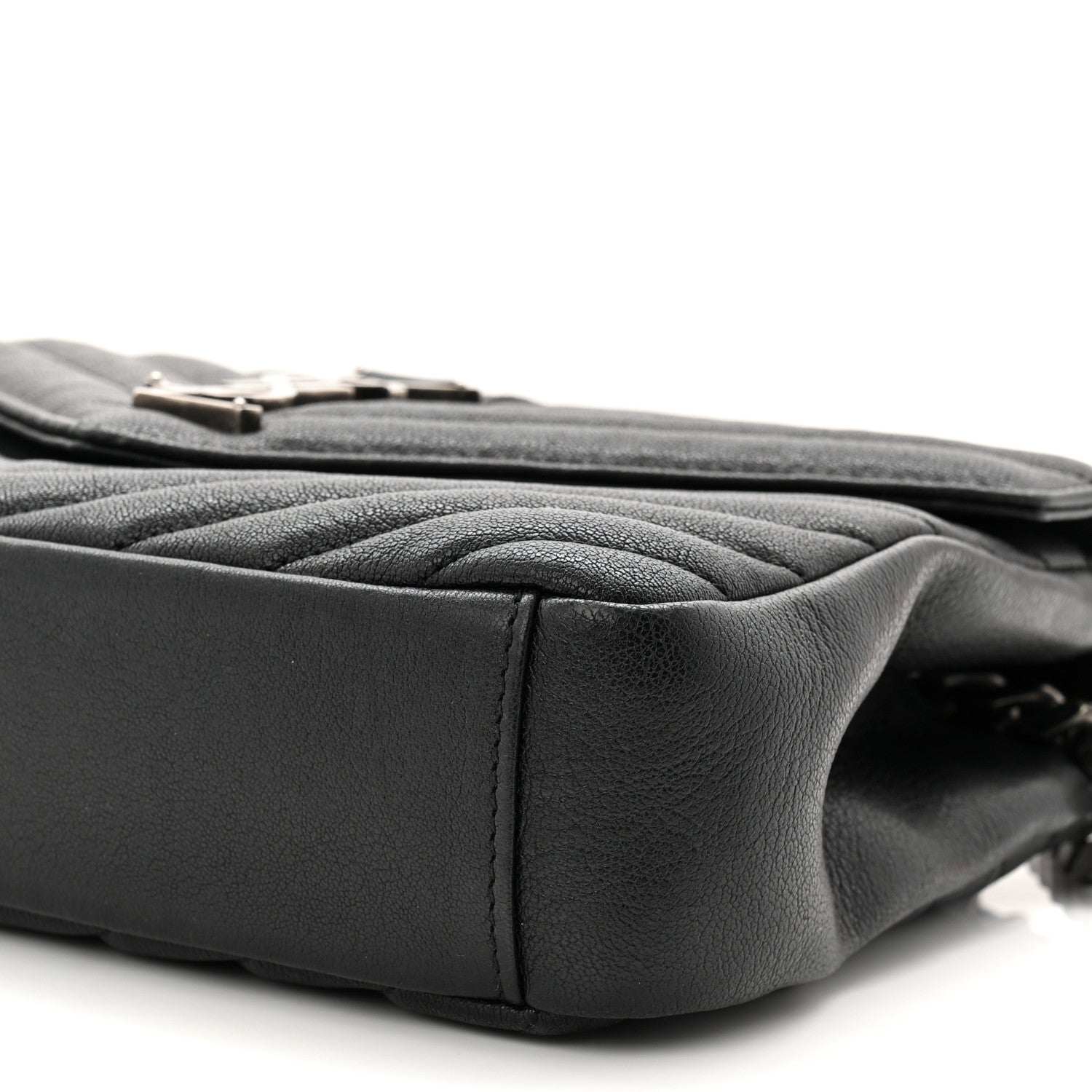 Saint Laurent Sheepskin Matelasse Chevron Monogram Medium College Bag Black 18 of 20