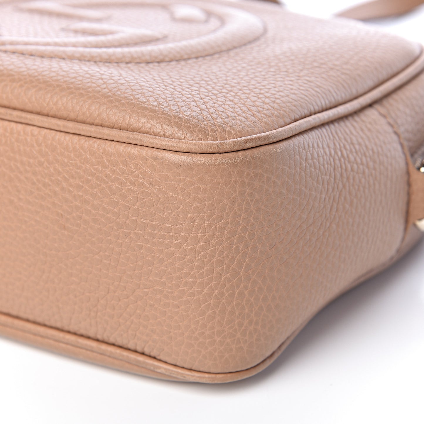Pebbled Calfskin Small Soho Disco Bag Camelia