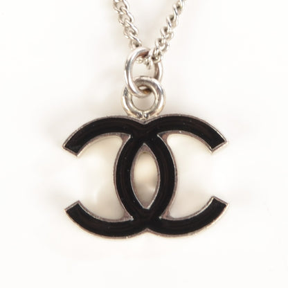Chanel Enamel CC Necklace Black Silver 3 of 5