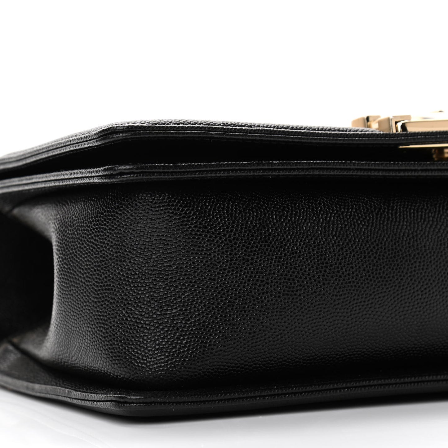 Caviar Chevron Quilted Medium Boy Flap Black
