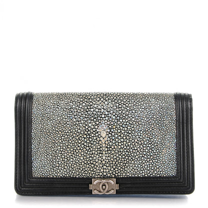 Chanel Metallic Galuchat Stingray Lambskin Yen Wallet Silver Black 1 of 7