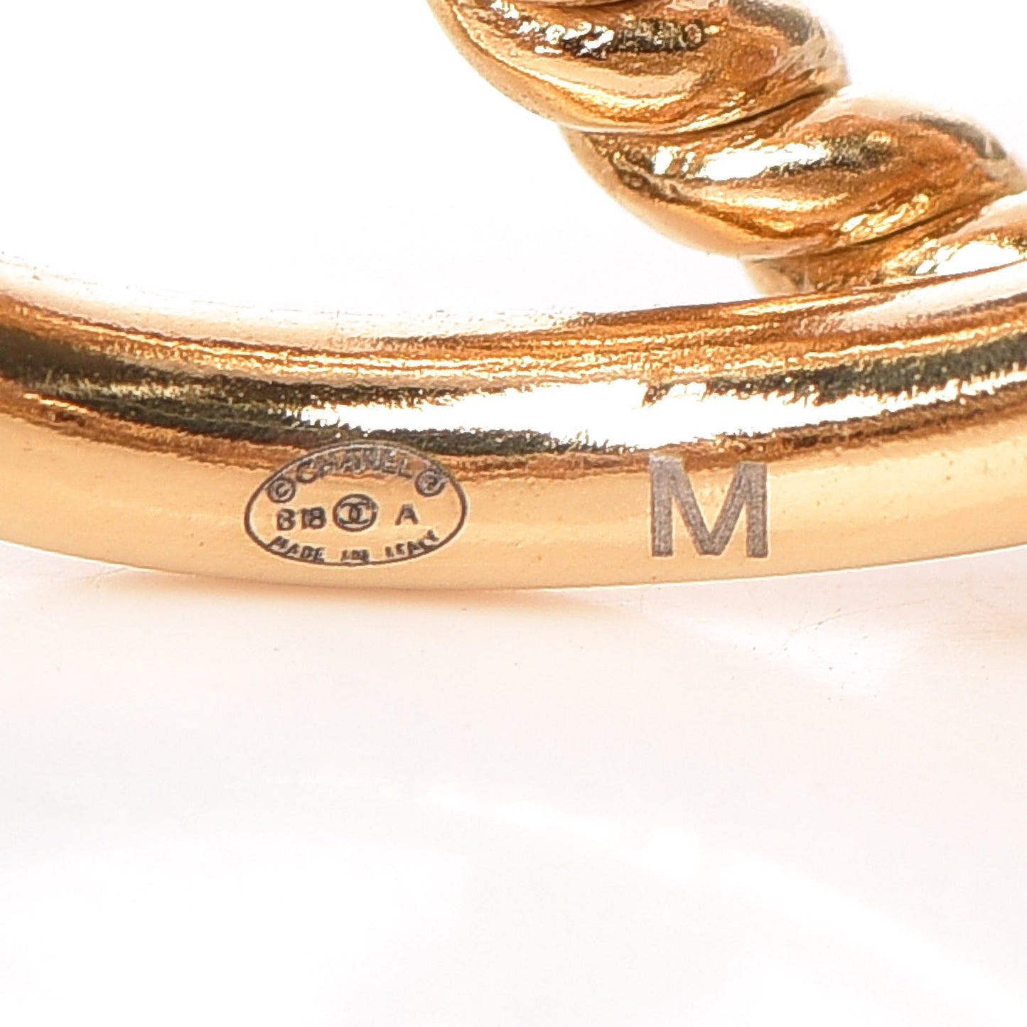 Metal Twisted CC Bracelet M Gold