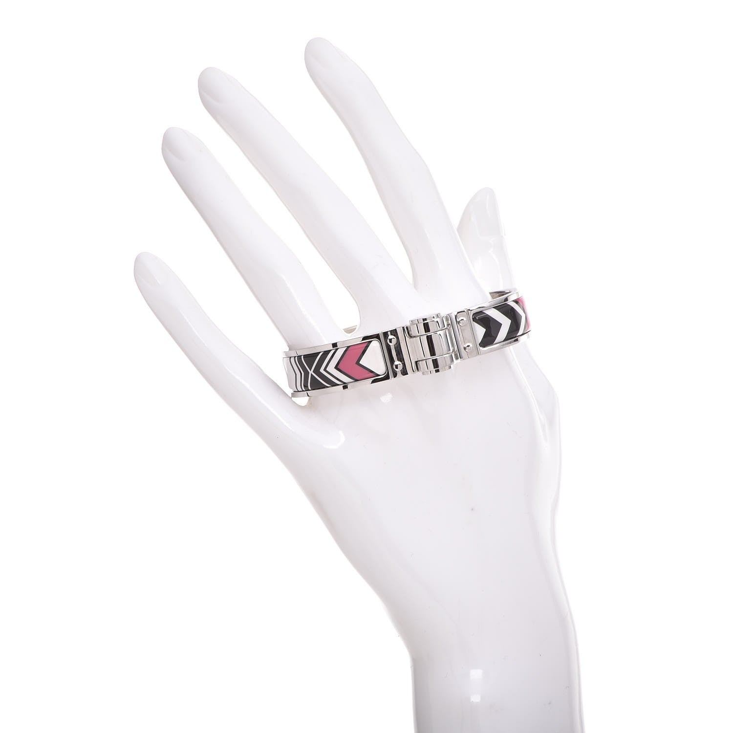 Hermes Enamel Printed Narrow Washington's Carriage Tattoo Hinged Bracelet S Faux Gris 2 of 5