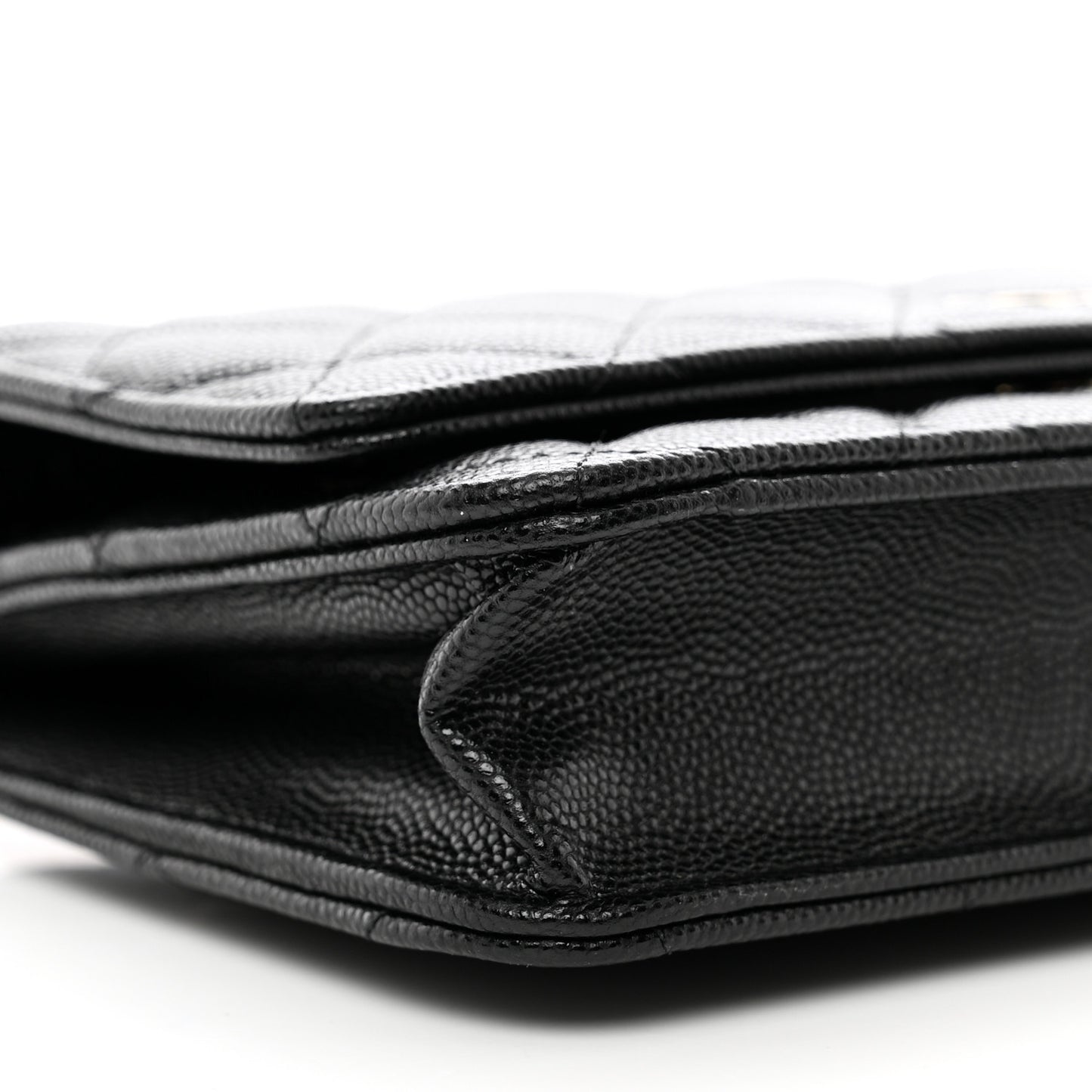 Caviar Quilted Wallet on Chain WOC Black