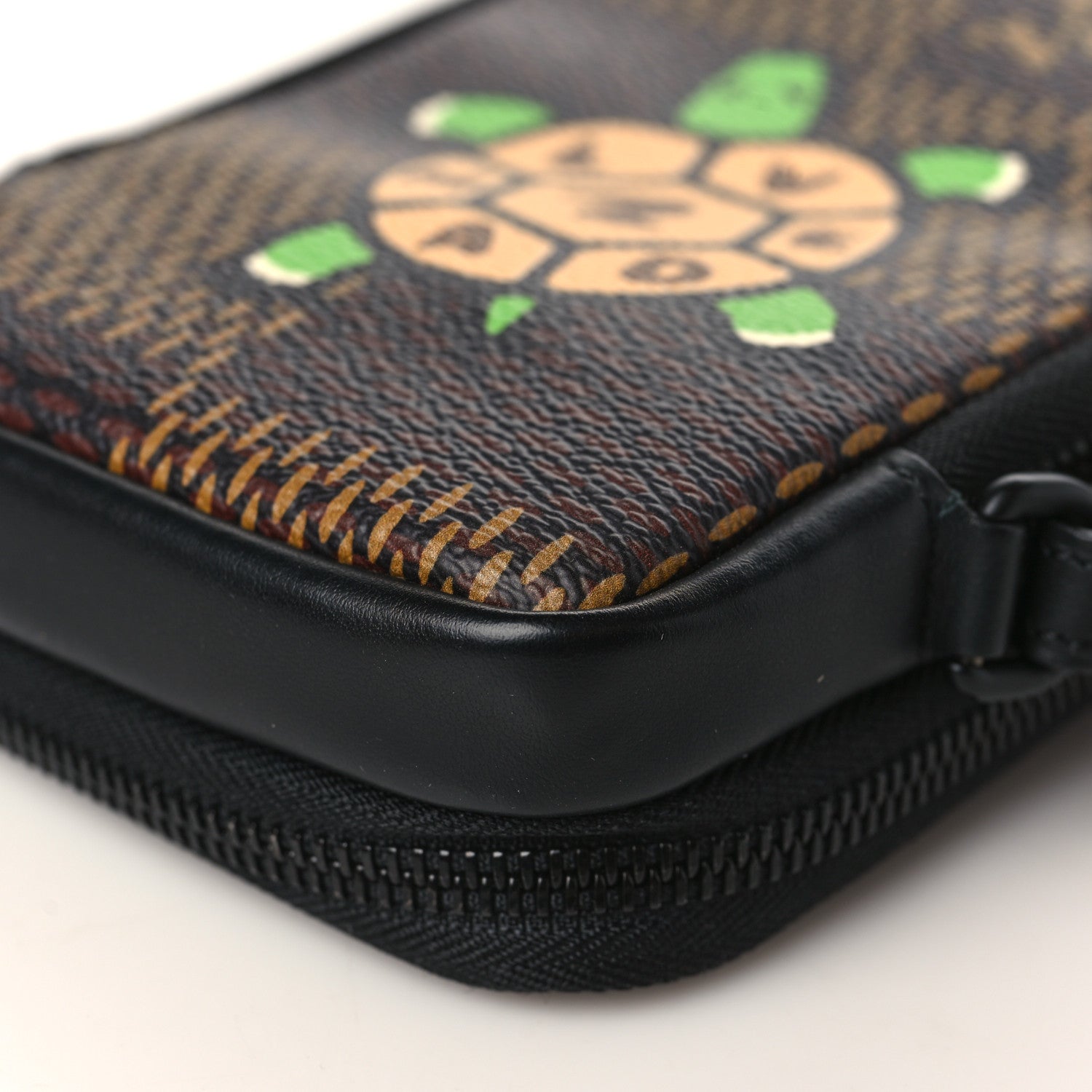 Louis Vuitton X NIGO Giant Damier Ebene Tortoise Double Phone Pouch 8 of 8