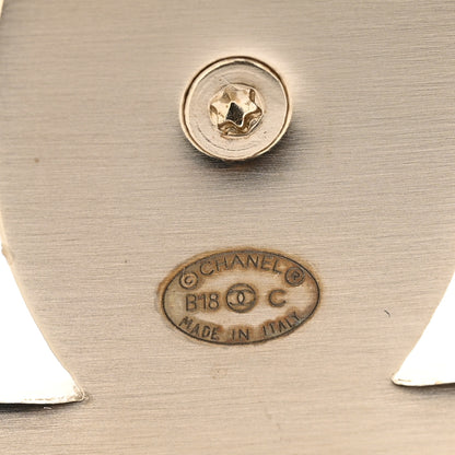 Chanel CC Turnlock Brooch Gold 3 of 4