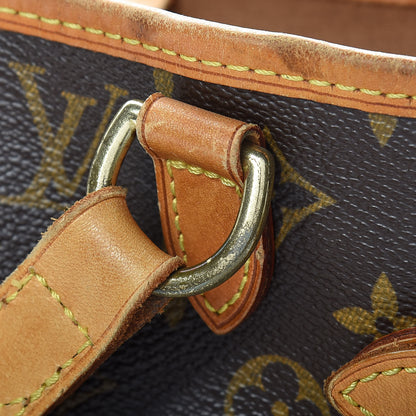 Louis Vuitton Monogram Batignolles Vertical 28 of 31