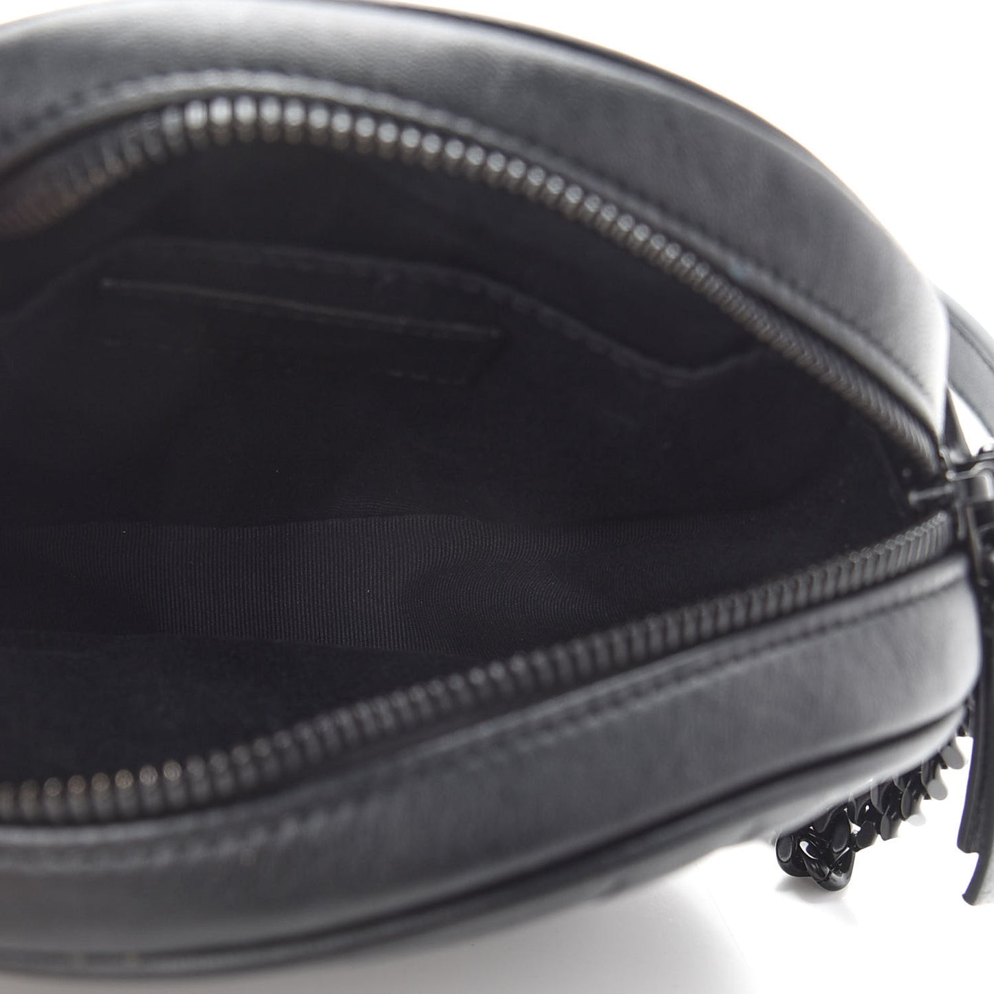 Matelasse Chevron Round Vinyle Camera Bag Black
