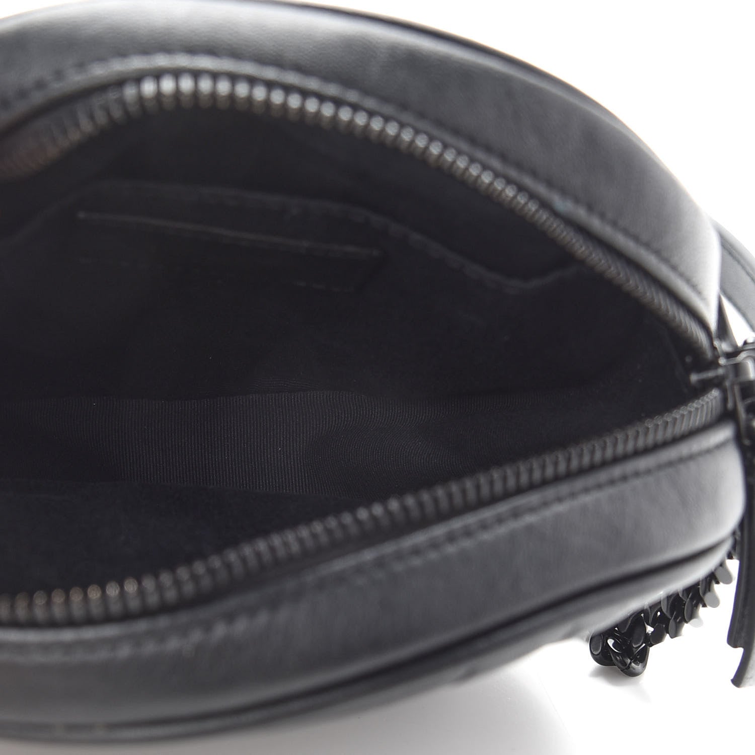 Saint Laurent Matelasse Chevron Round Vinyle Camera Bag Black 5 of 10