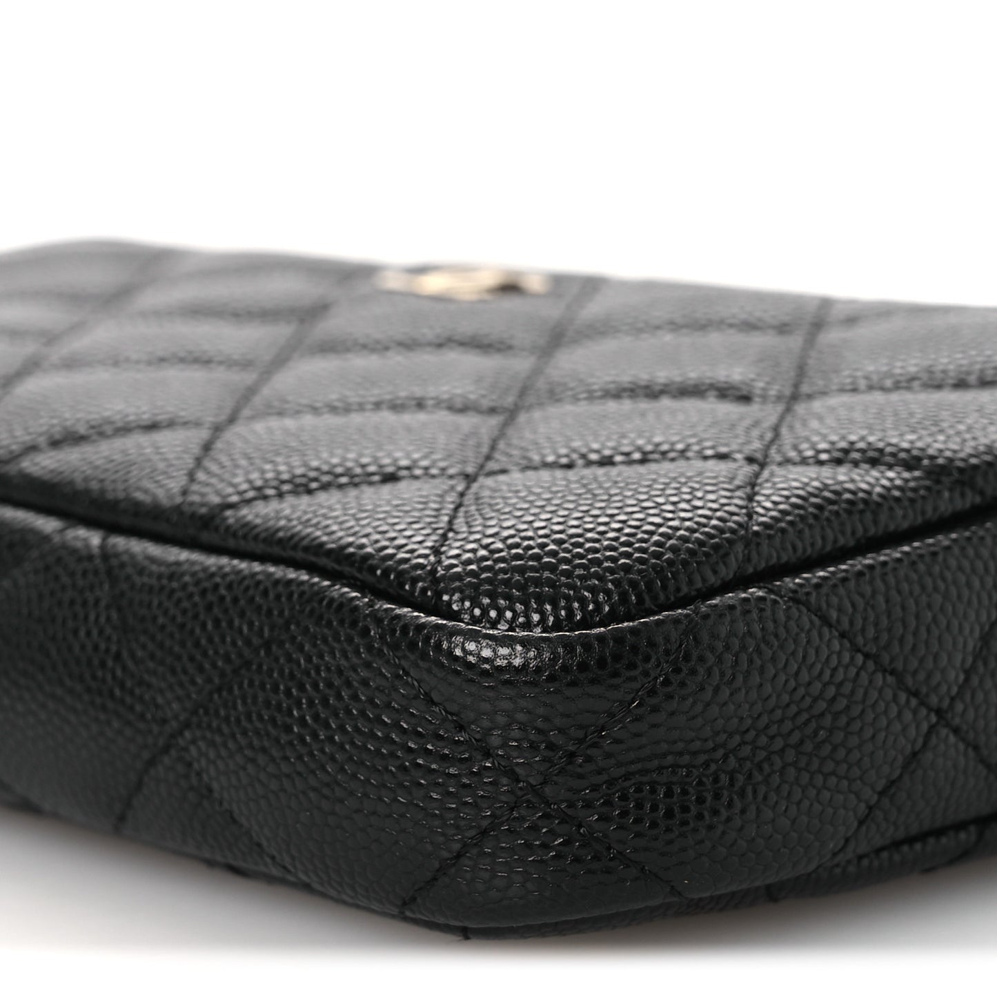 Caviar Quilted Small Clutch With Chain Black