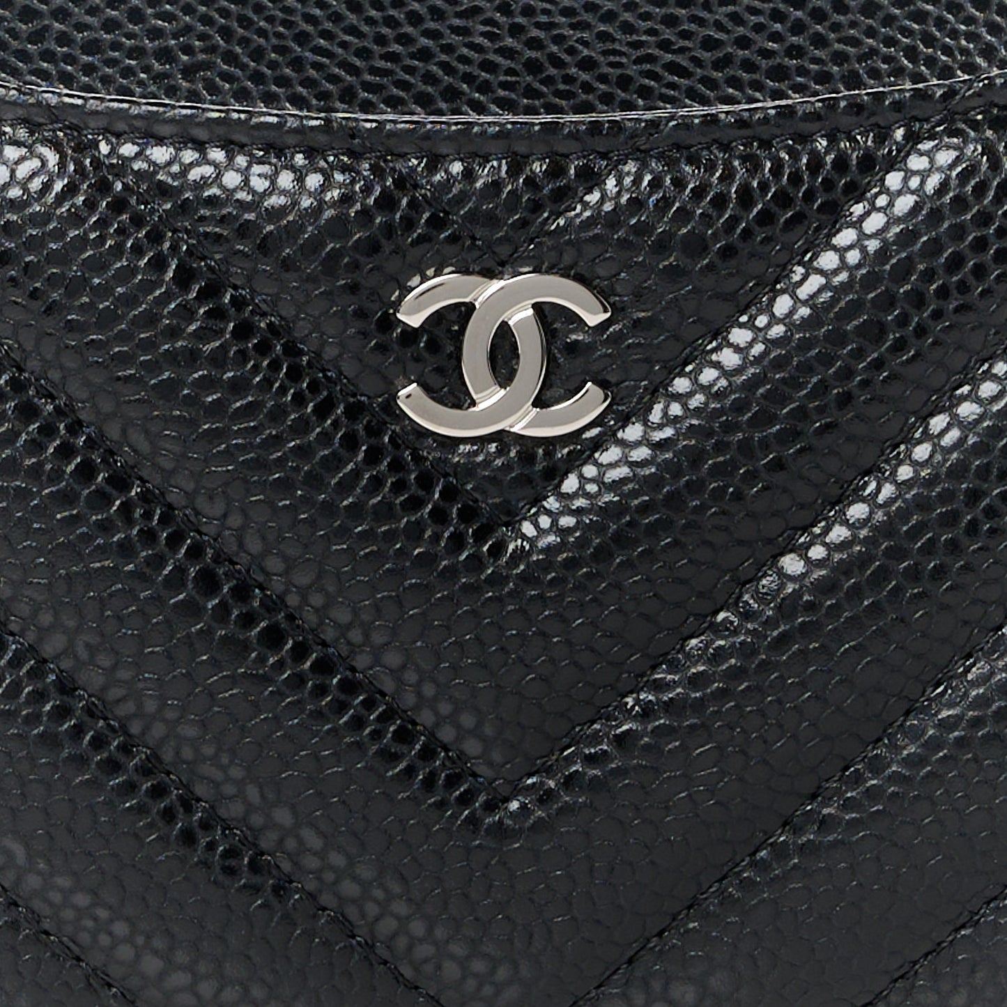 Caviar Chevron Quilted Zip Pouch Black