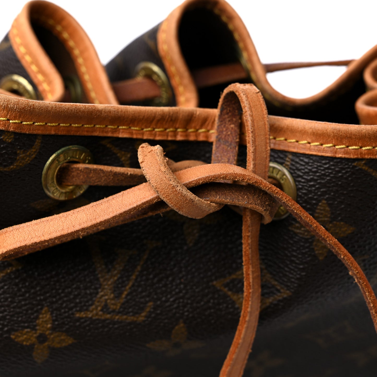 Monogram Noe