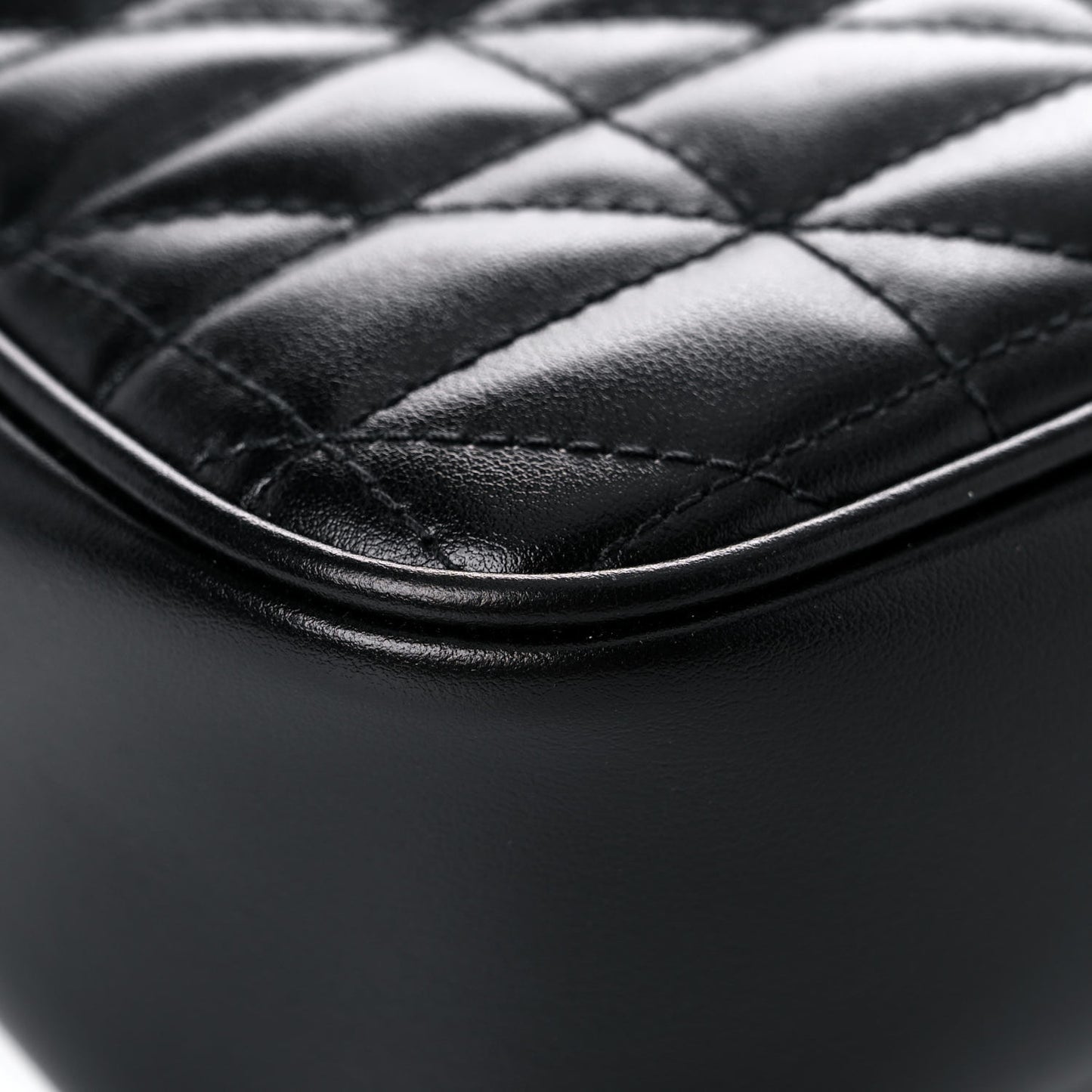 Calfskin Matelasse Aria Small GG Marmont Chain Shoulder Bag Black
