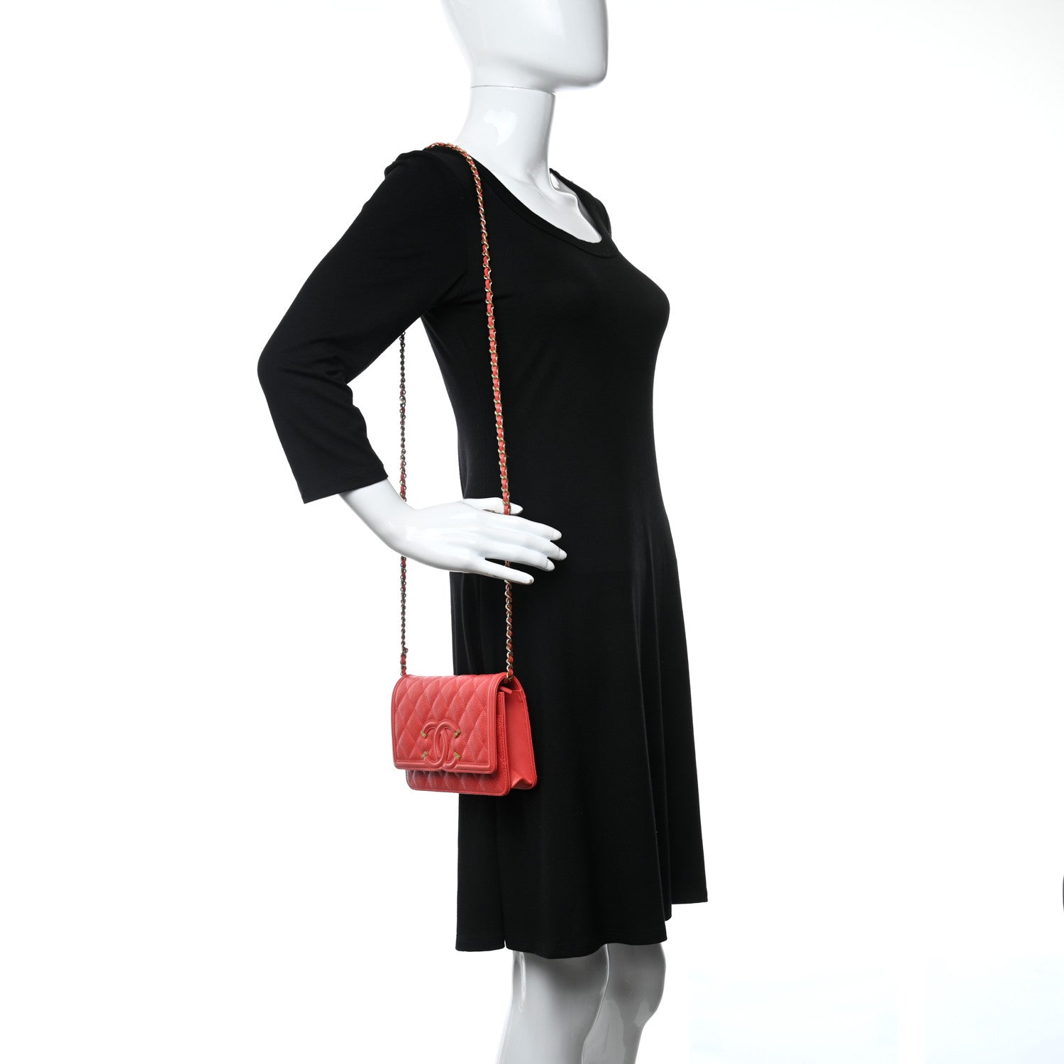 Chanel Caviar Quilted CC Filigree Wallet On Chain WOC Coral 3 of 10