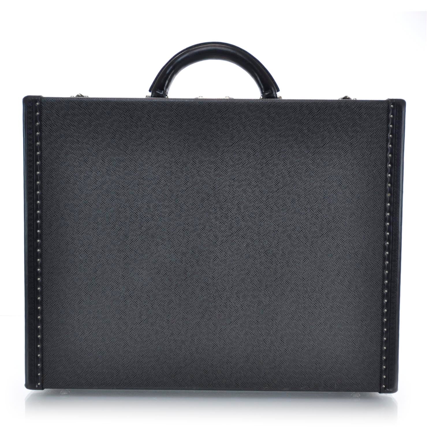 Louis Vuitton Taiga President Classeur Briefcase 1 of 9