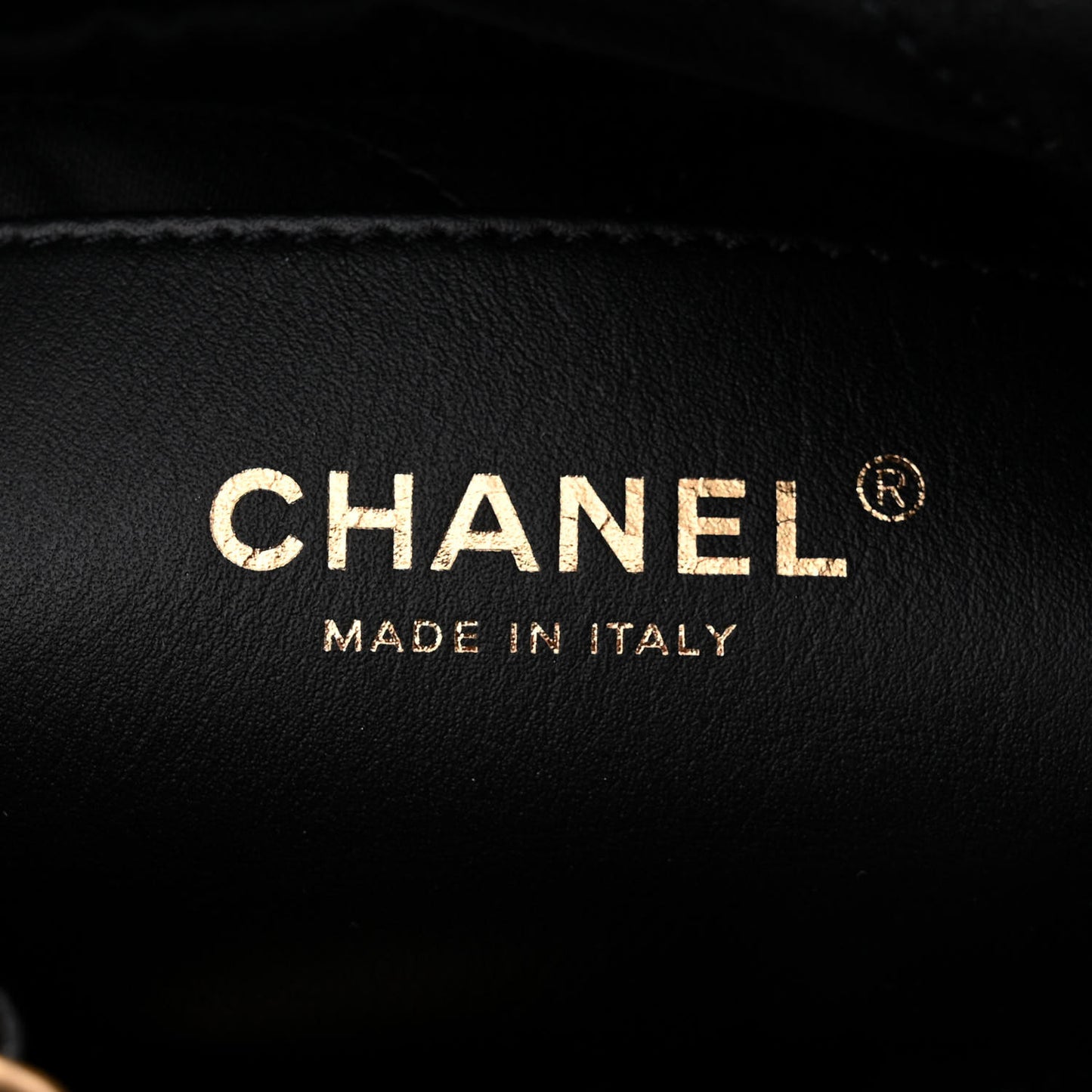 Shiny Crumpled Calfskin Quilted Pearl Mini Chanel 22 Black