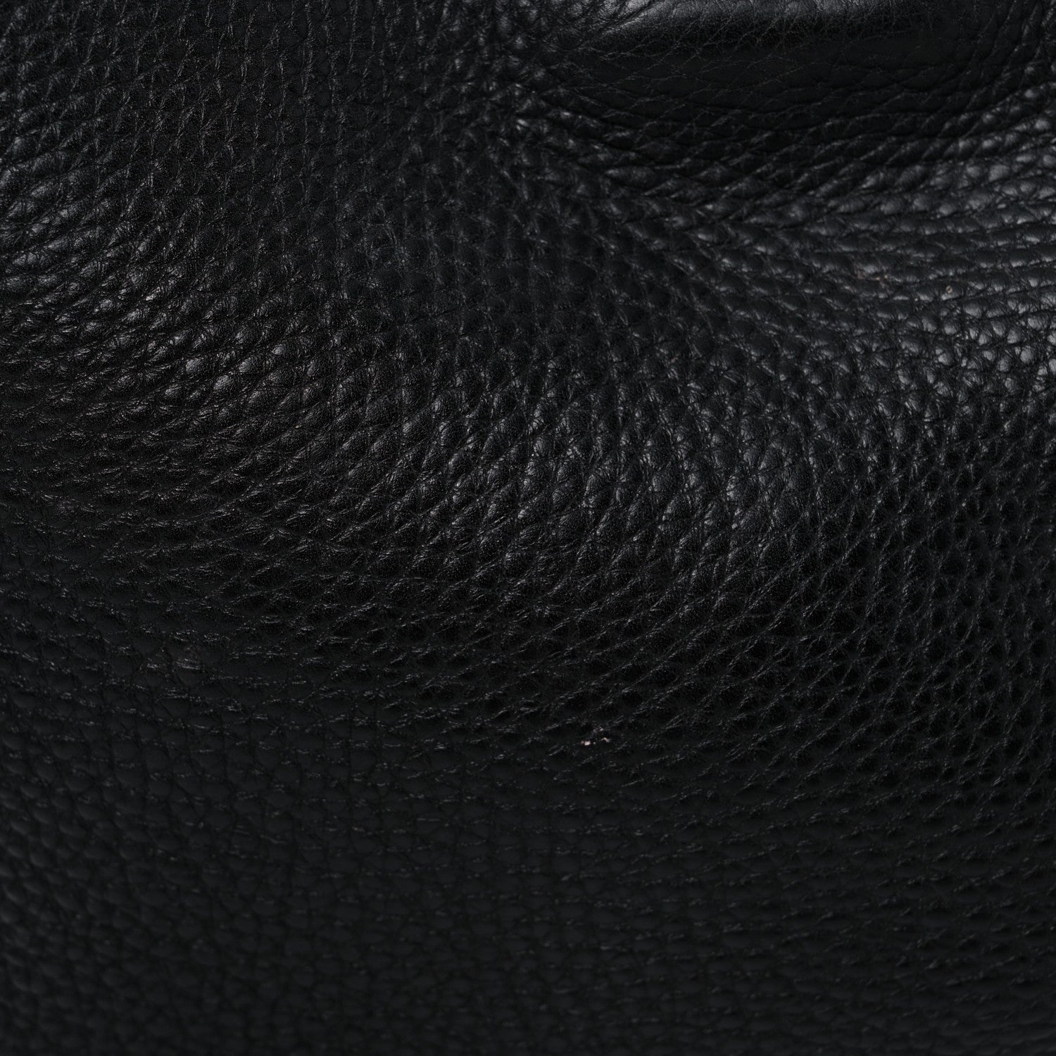 Valentino Garavani Pebbled Calfskin Large Rockstud Flip-Lock Messenger Bag Black 21 of 24