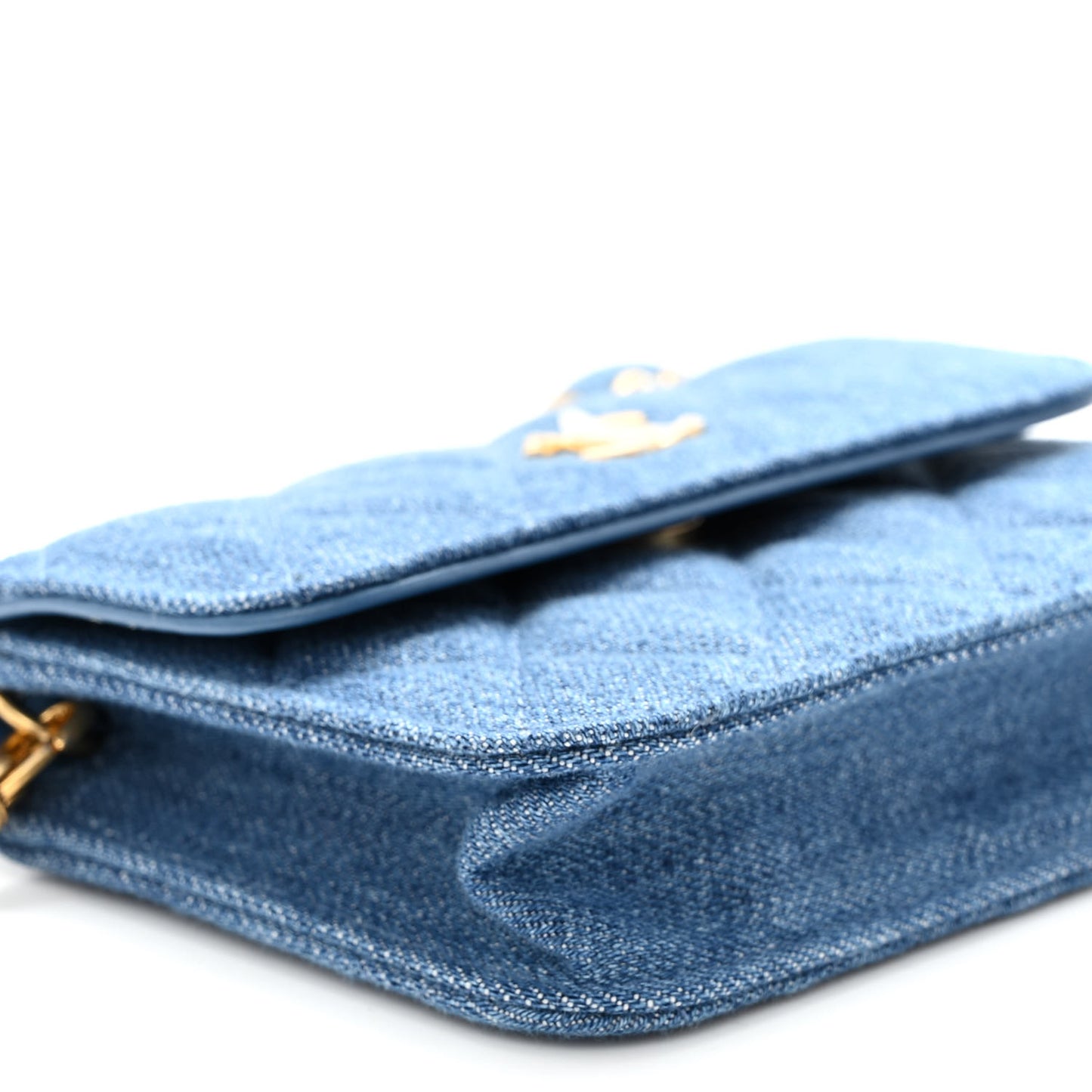 Denim Quilted CC Pearl Crush Clutch With Chain Blue
