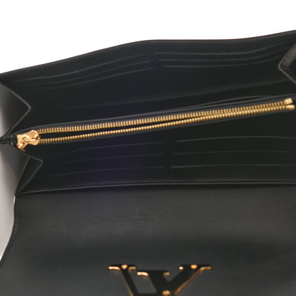 Louis Vuitton Patent Louise Clutch Black 5 of 9