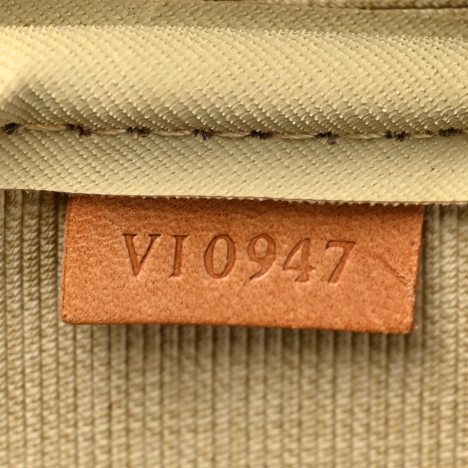 Louis Vuitton Monogram Evasion Sports Bag 7 of 22