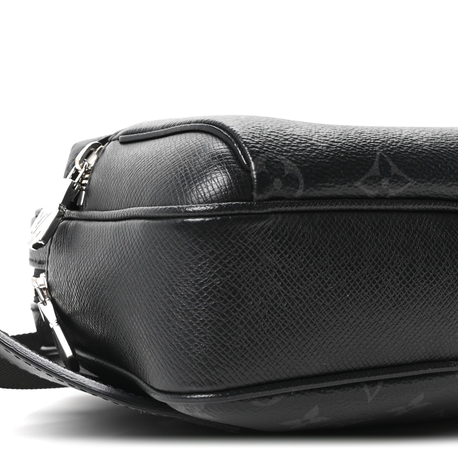Louis Vuitton Taiga Monogram Eclipse Outdoor Messenger Black 8 of 9