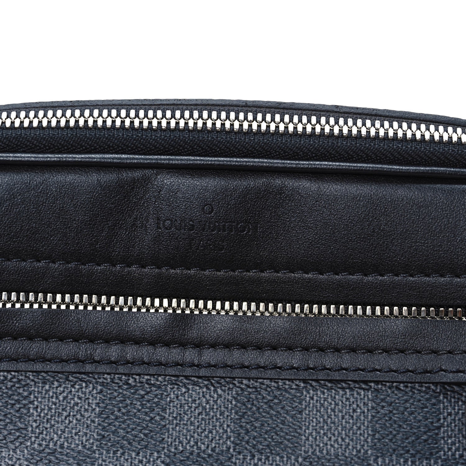 Louis Vuitton Damier Graphite Scott Messenger 7 of 7