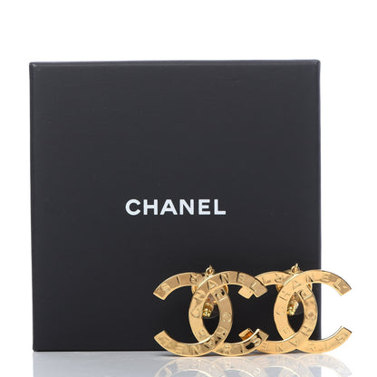 Chanel Metal Large Paris Button Earrings Gold 5 of 5