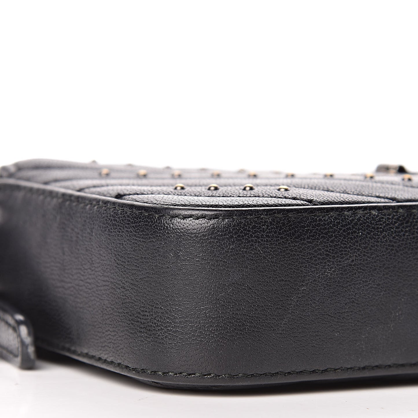 Sheepskin Chevron Quilted Studded Reissue Small Clutch With Chain Black