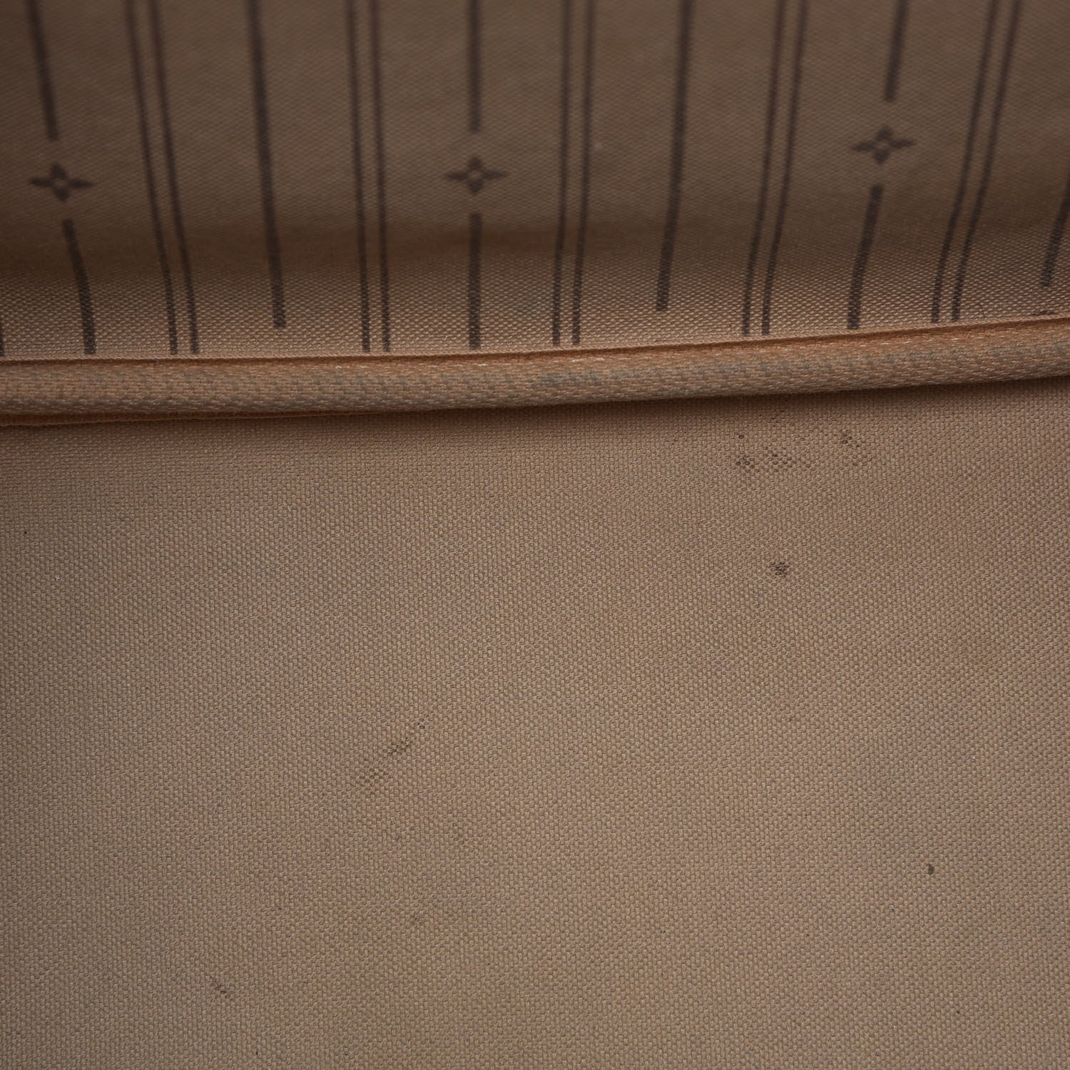 Louis Vuitton Monogram Neverfull MM 10 of 22