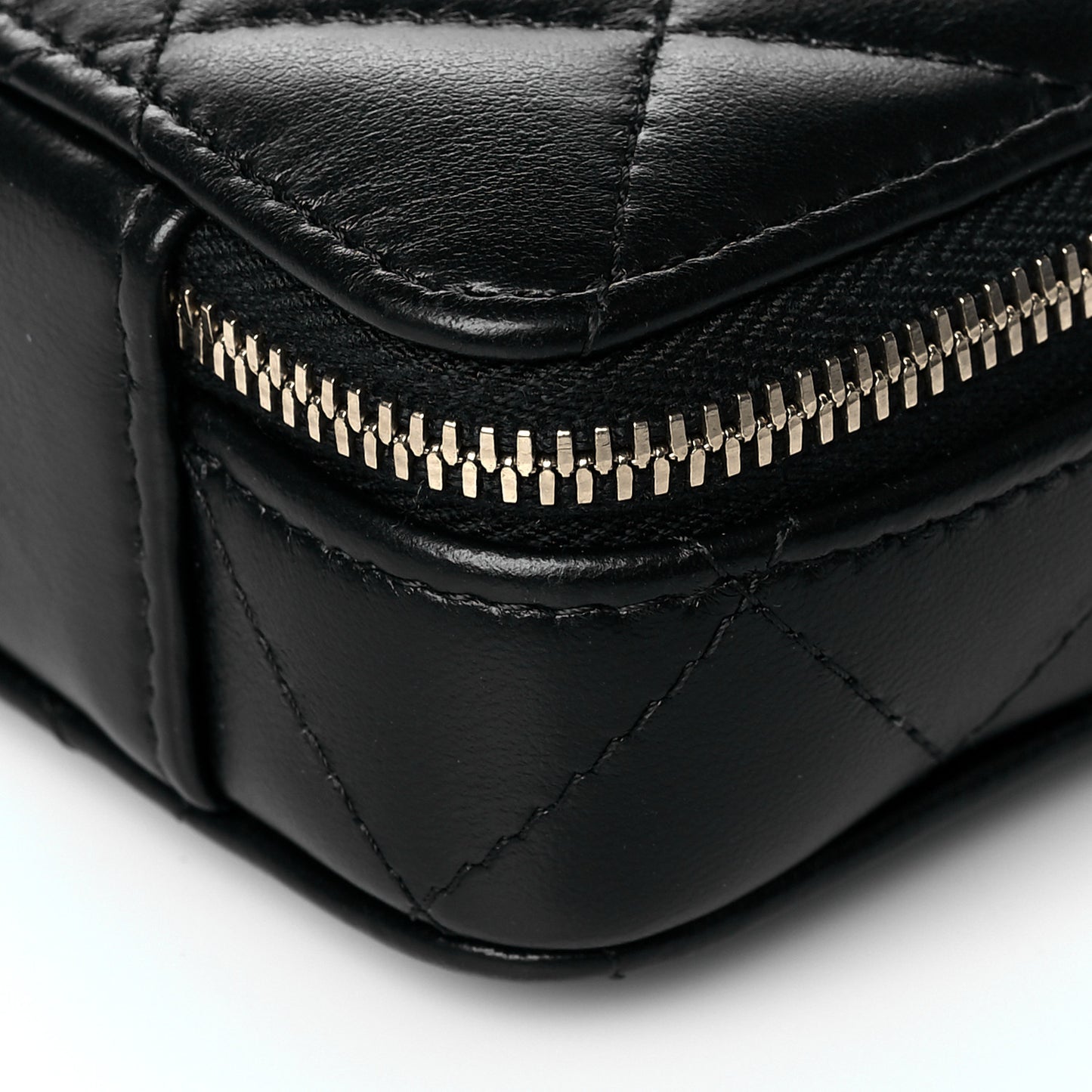 Lambskin Quilted Mini Lacquered Chain Clutch Black