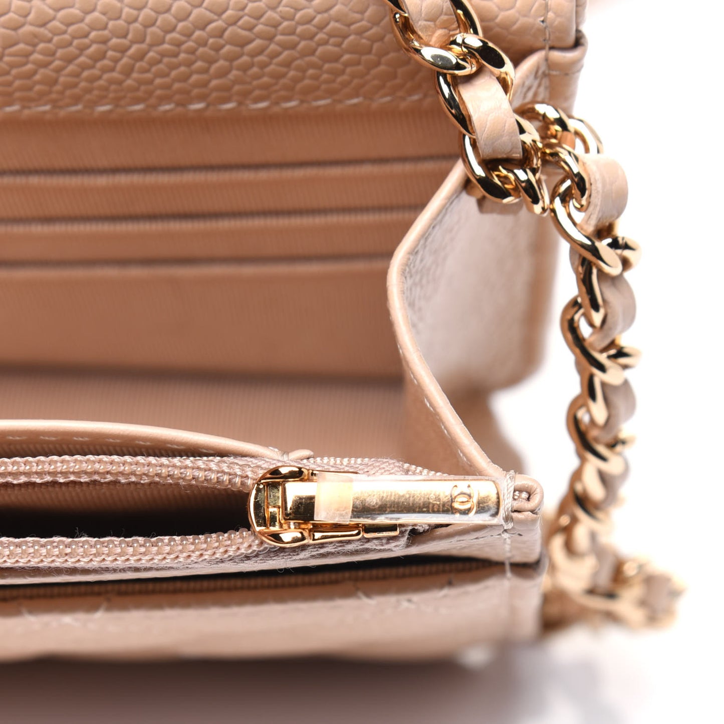 Caviar Quilted Wallet On Chain WOC Beige