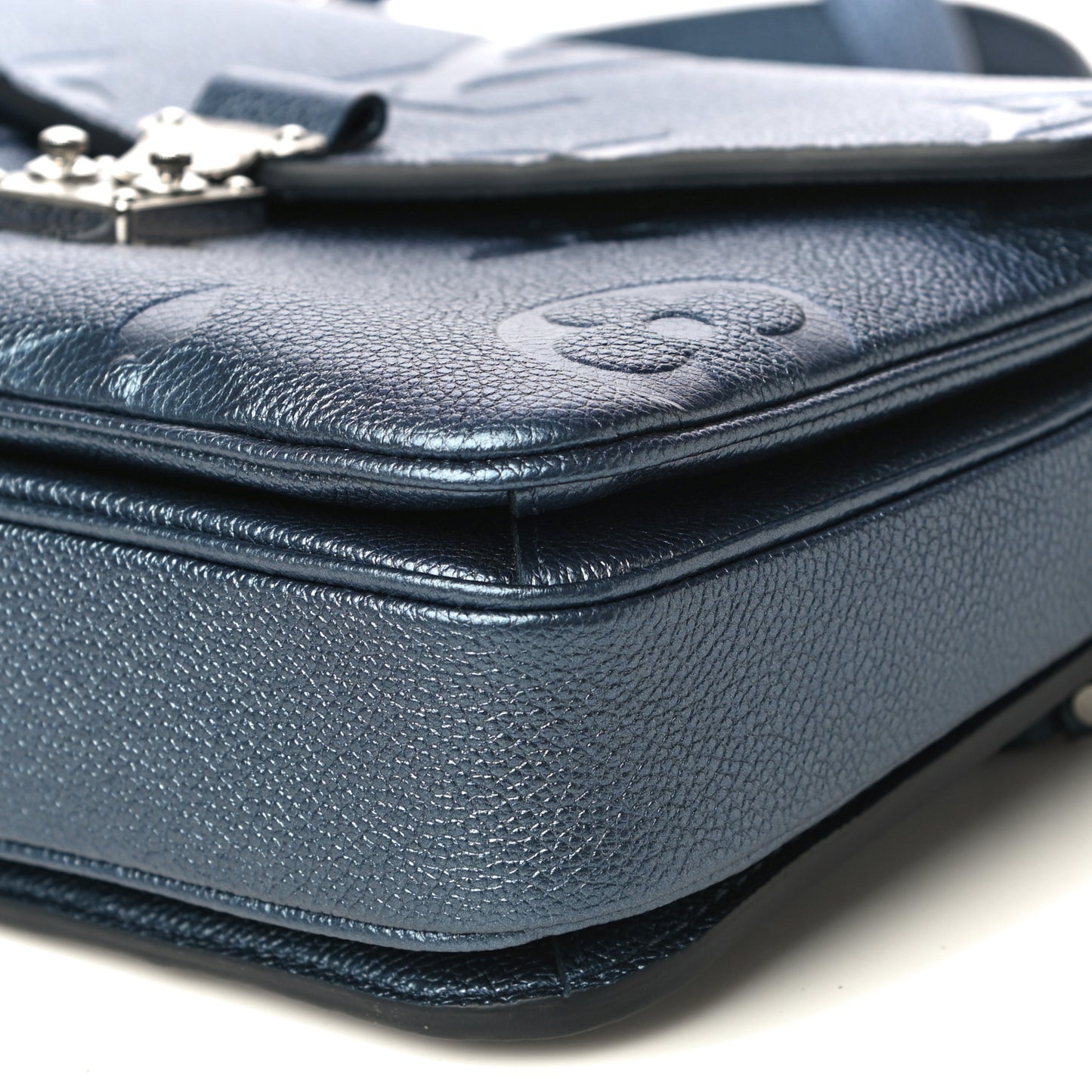 Metallic Empreinte Monogram Giant Pochette Metis Navy Nacre