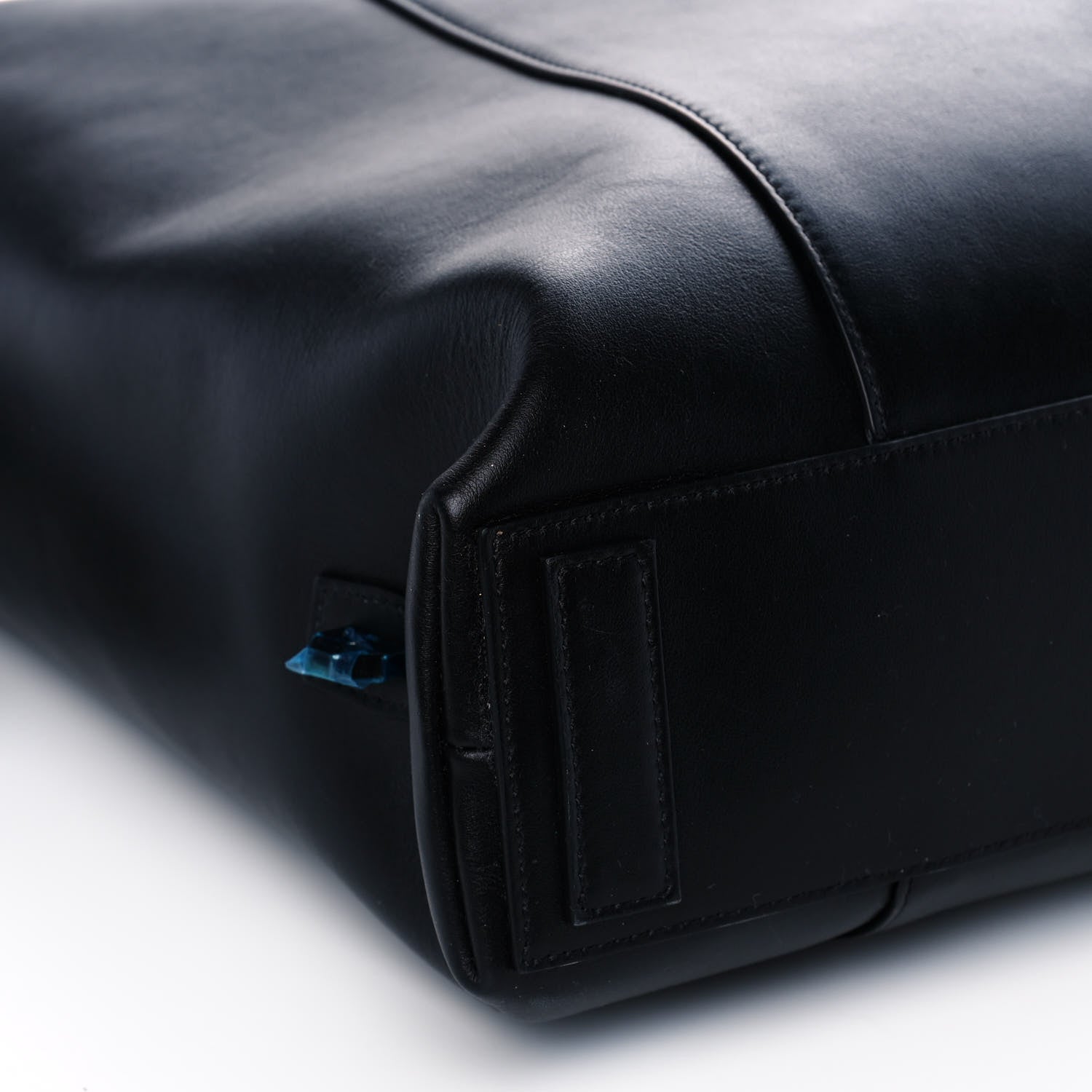Givenchy Calfskin Maxi Antigona Black 7 of 10