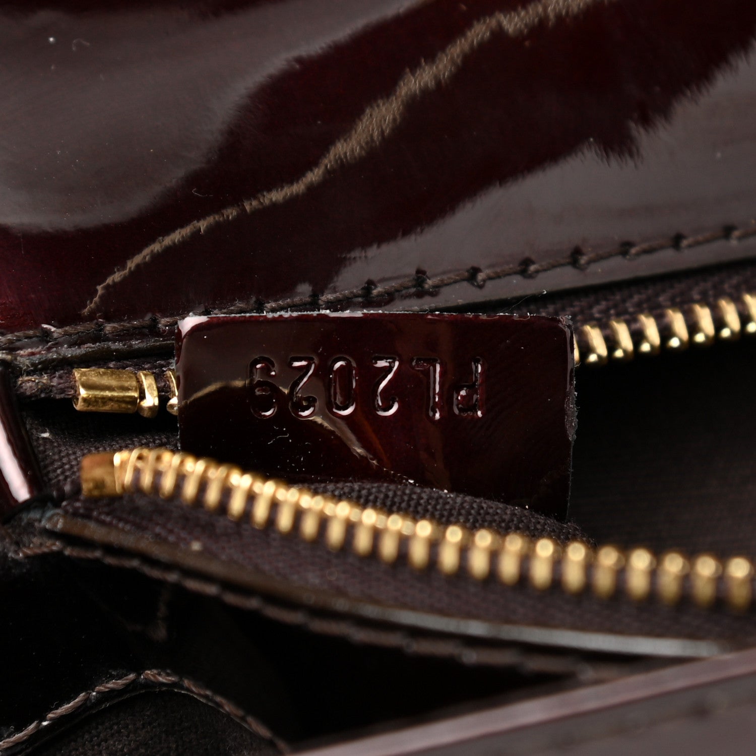 Louis Vuitton Patent Sobe Clutch Rouge Fauviste 6 of 11