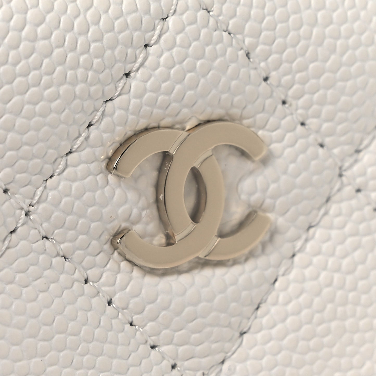 Caviar Quilted Zip Card Holder Wallet White