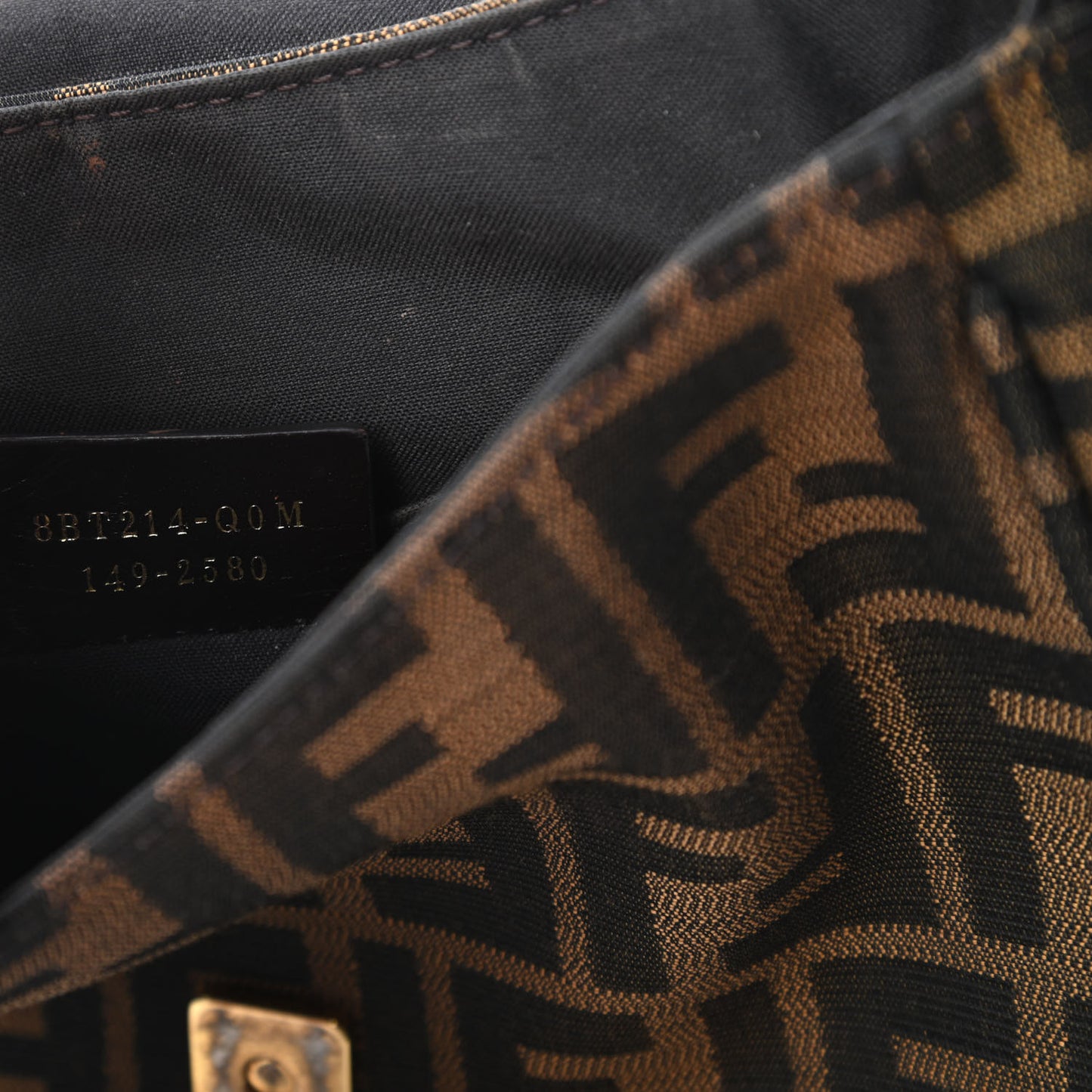 Zucca Vitello Artic Small Messenger Bag Tobacco Castagna