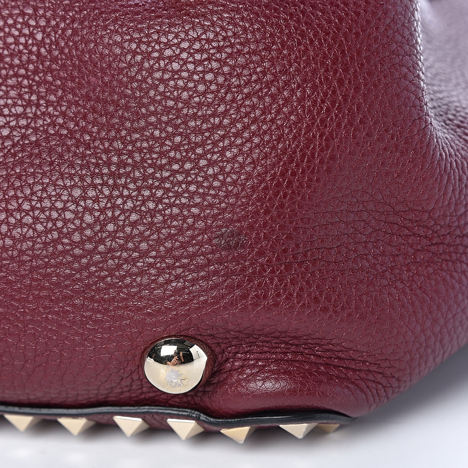 Valentino Garavani Pebbled Calfskin Medium Rockstud Tote Cremisi 13 of 14