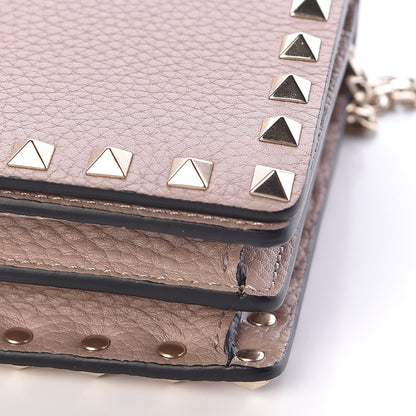 Valentino Garavani Pebbled Calfskin Rockstud Wallet on Chain Poudre 9 of 10