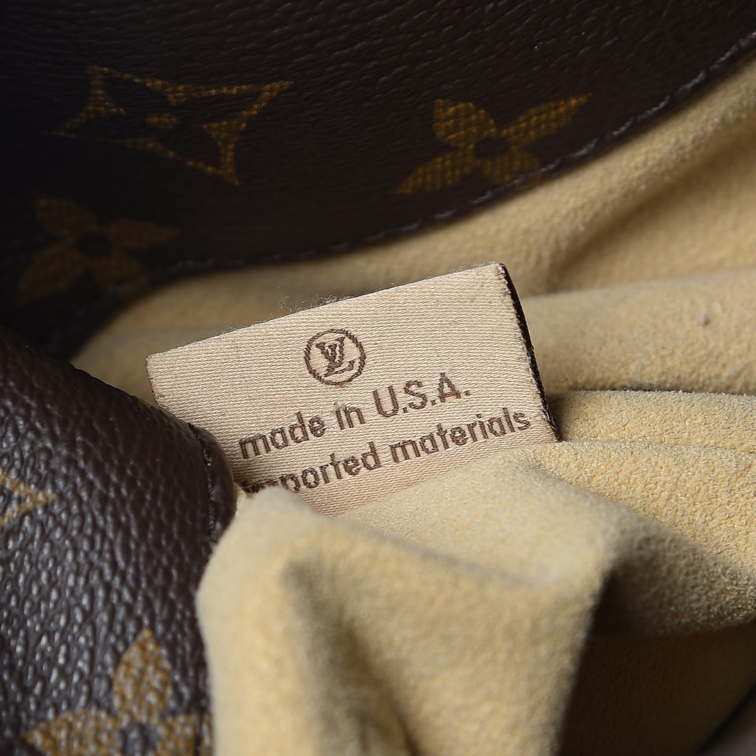 Louis Vuitton Monogram Artsy MM 7 of 17