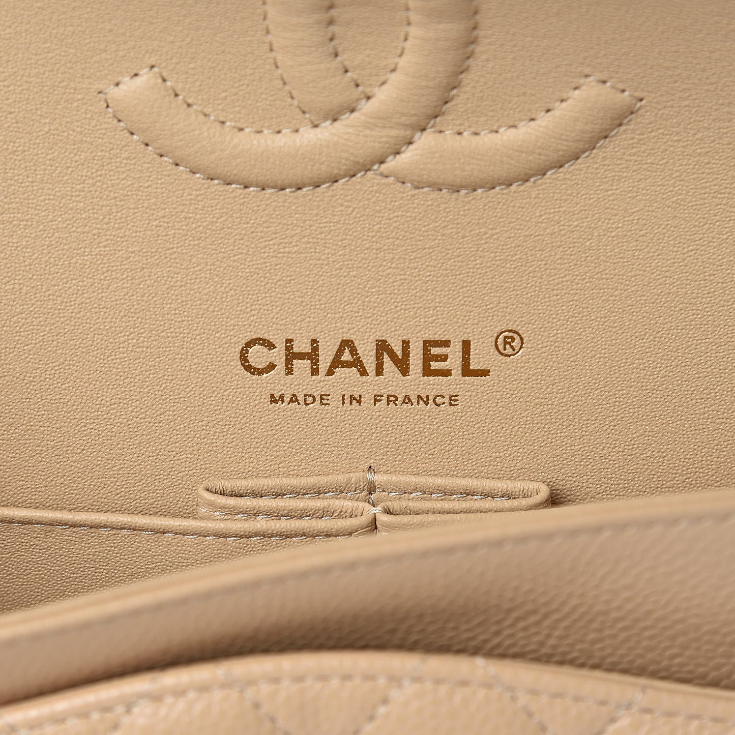 Caviar Quilted Medium Double Flap Beige Clair