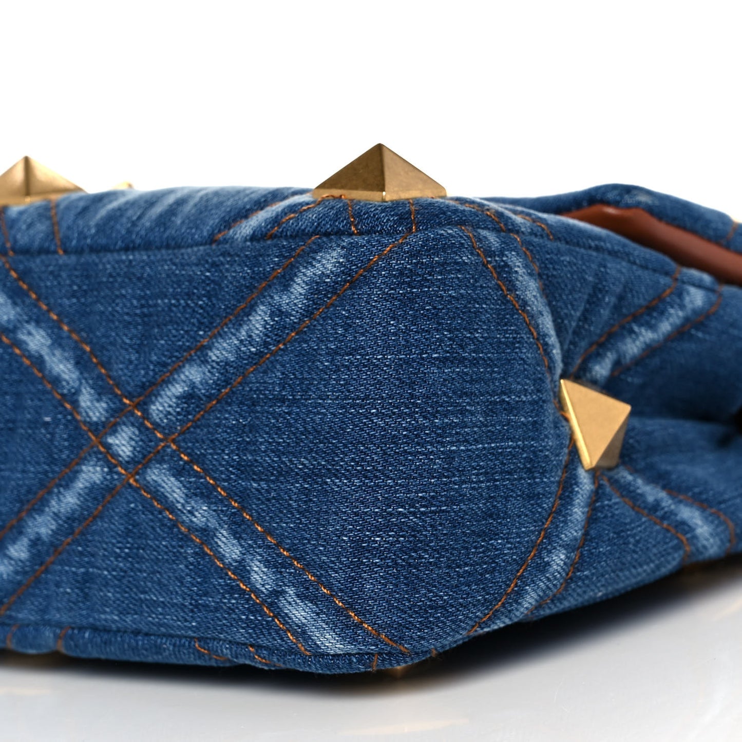 Denim Medium Roman Stud Shoulder Bag Light Denim Selleria
