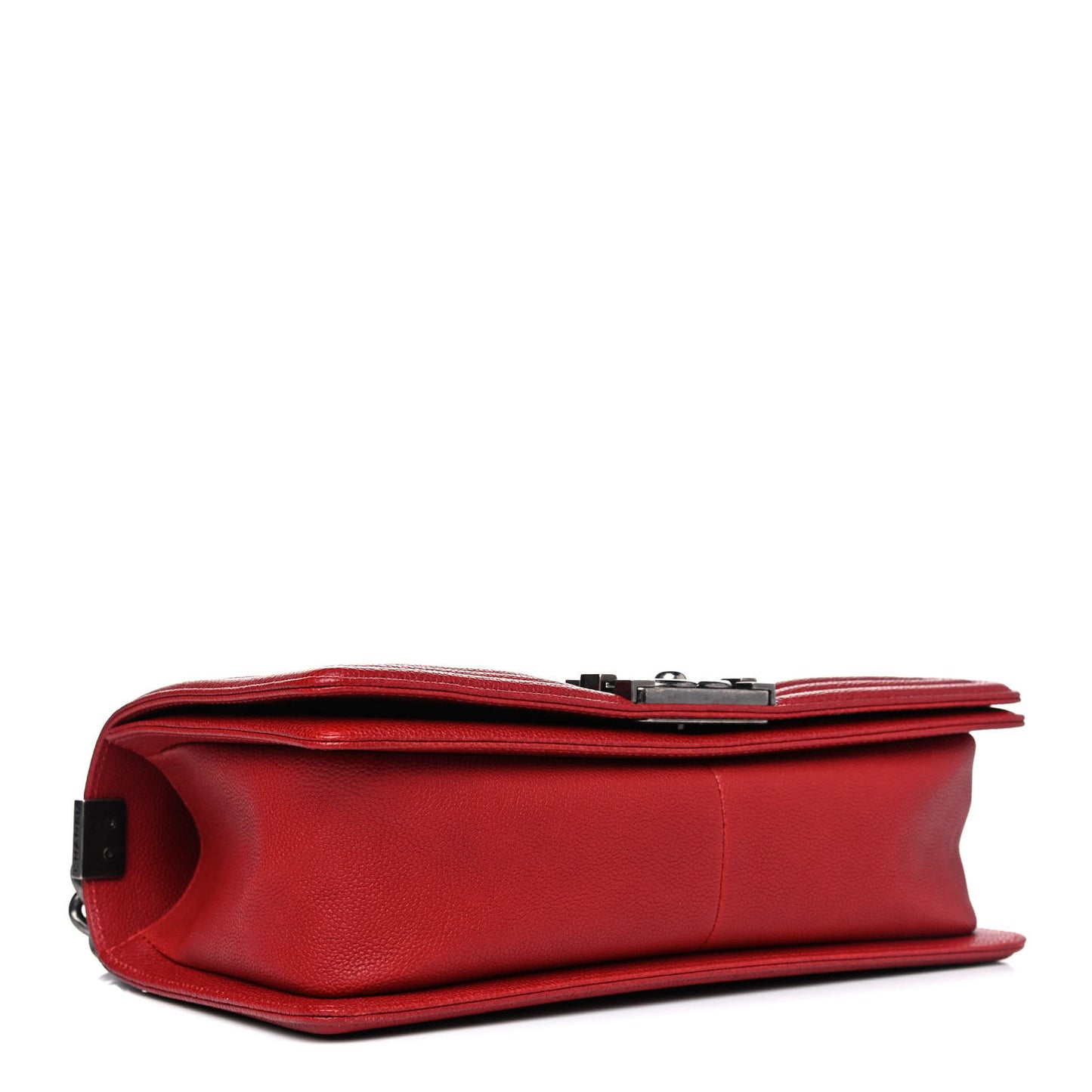 Caviar Quilted Medium Boy Flap Red