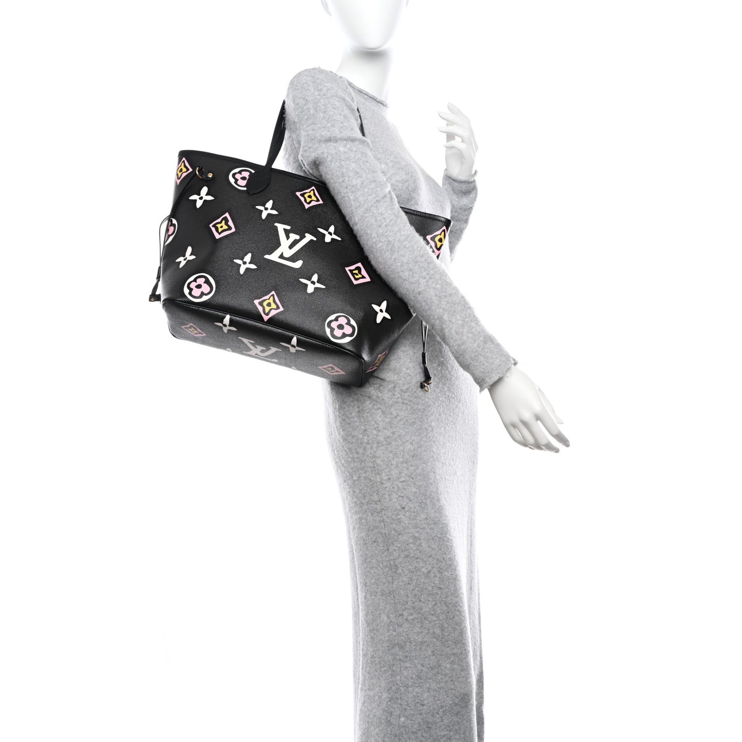 Monogram Giant Wild at Heart Neverfull MM Black
