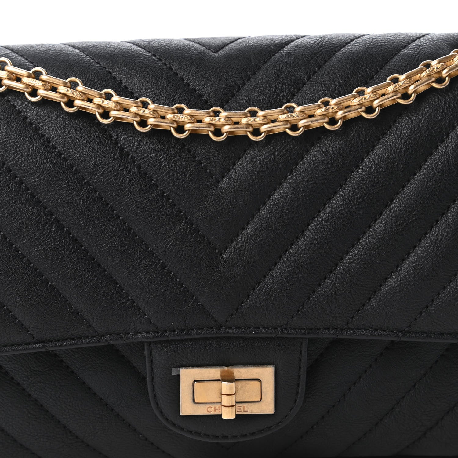 Chanel Crumpled Calfskin Chevron Quilted 2.55 Reissue 225 Flap Black 10 of 11