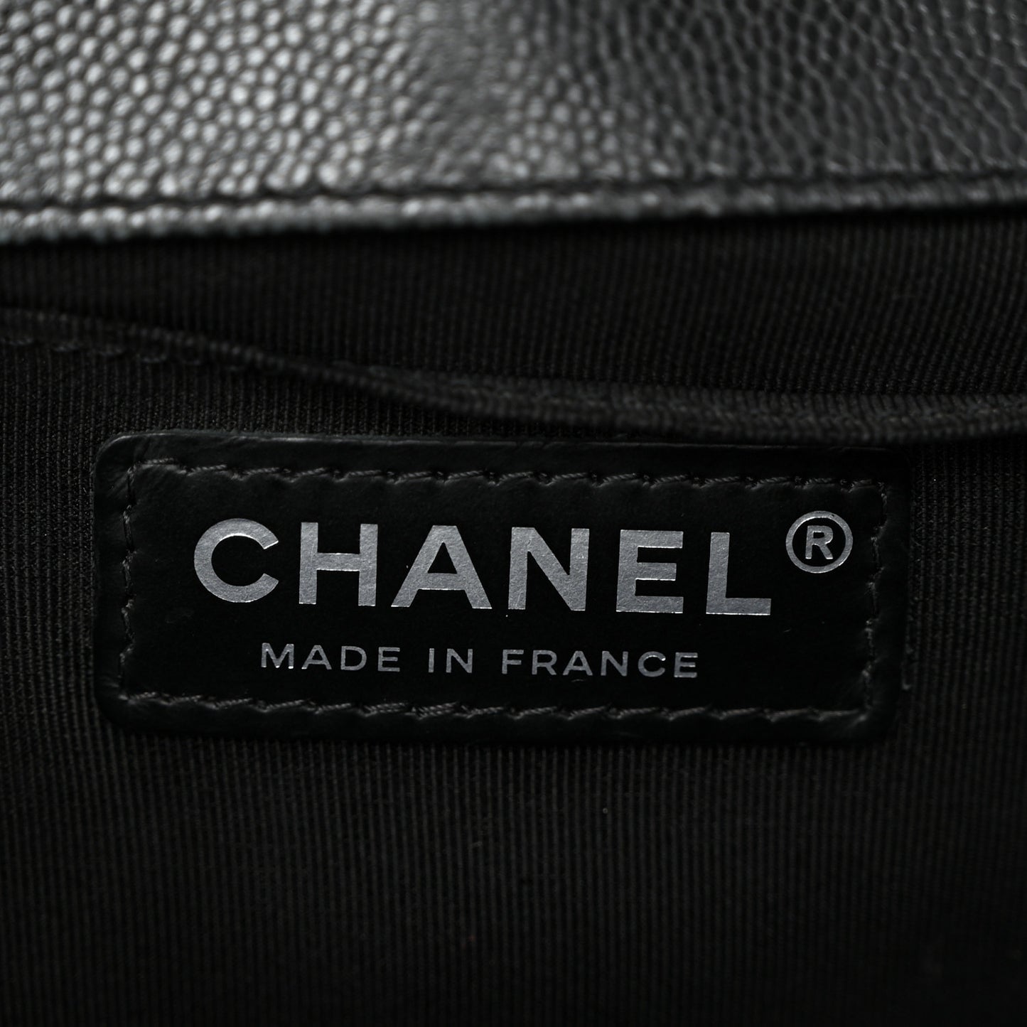 Caviar Quilted Medium Boy Flap Black