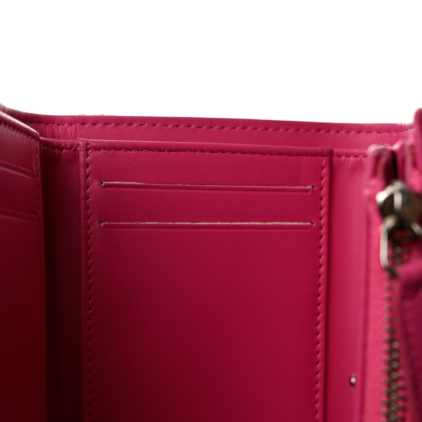 Caviar Quilted Compact Zipped Wallet Pink