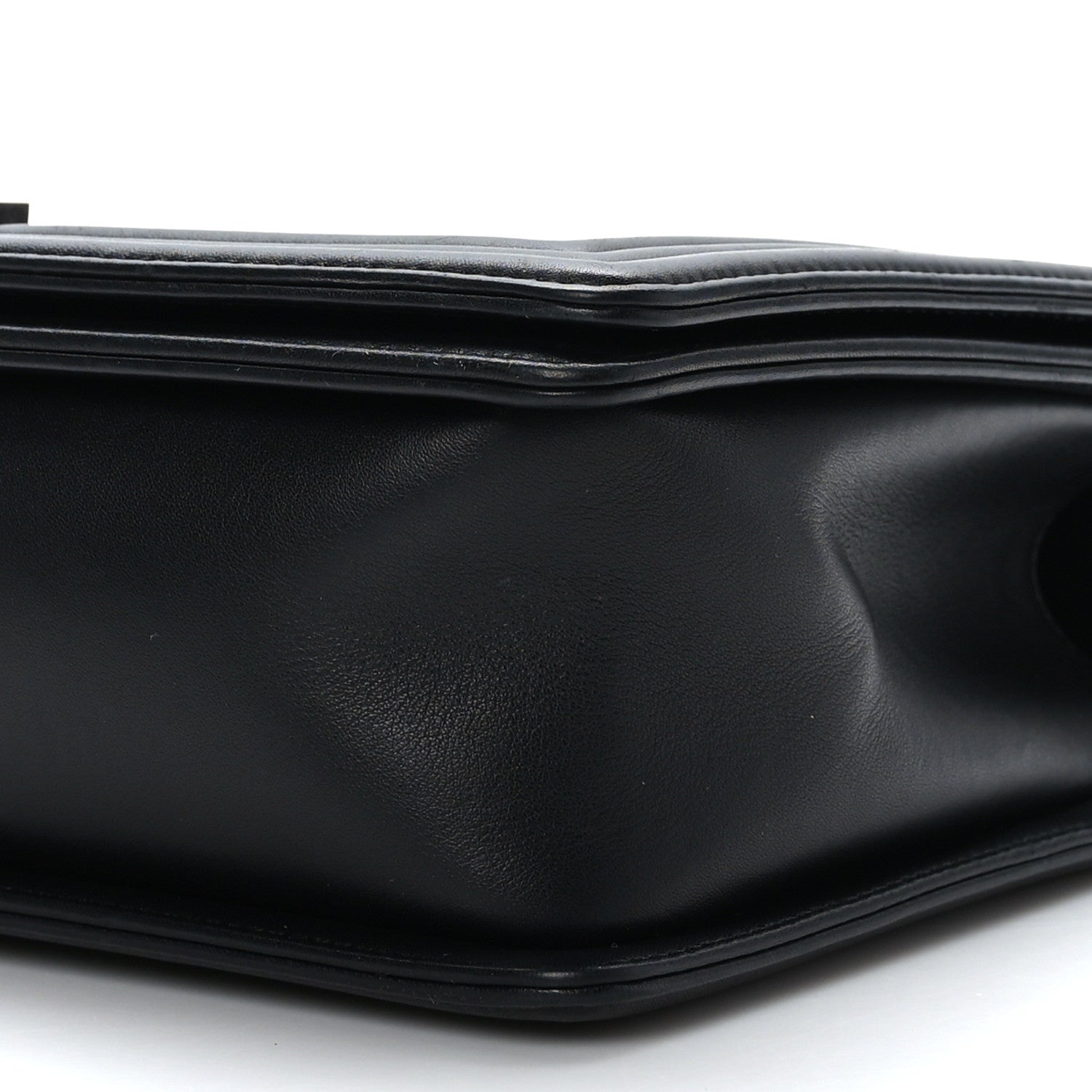 Chanel Calsfkin Quilted New Medium Boy Flap Black 9 of 9